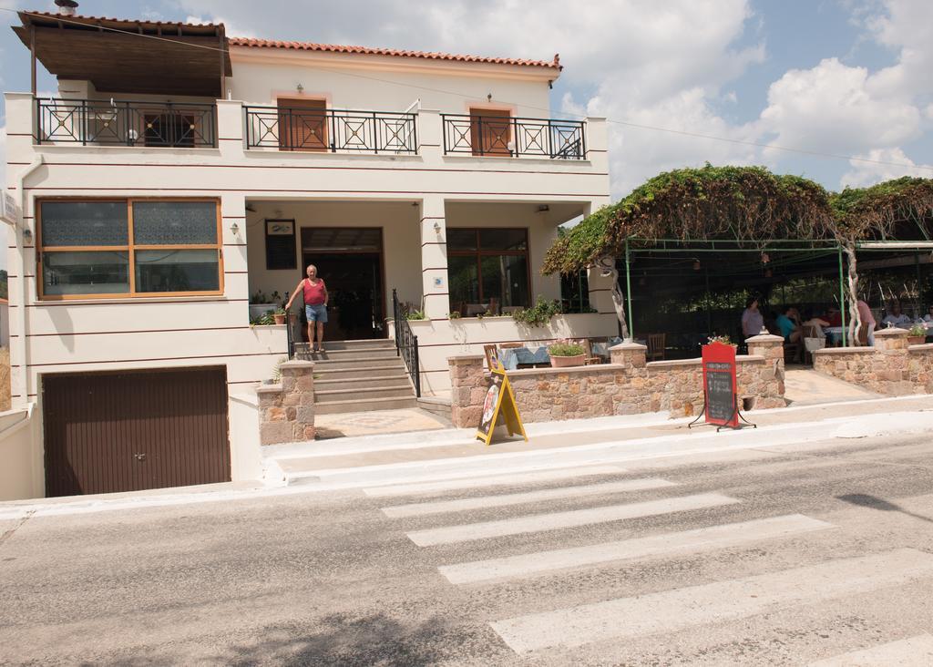 Morfoula Aparthotel Vatera Exterior photo